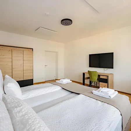Apartment Tamliving Center Luxury 4 Smart Tv Kitchen Great View *